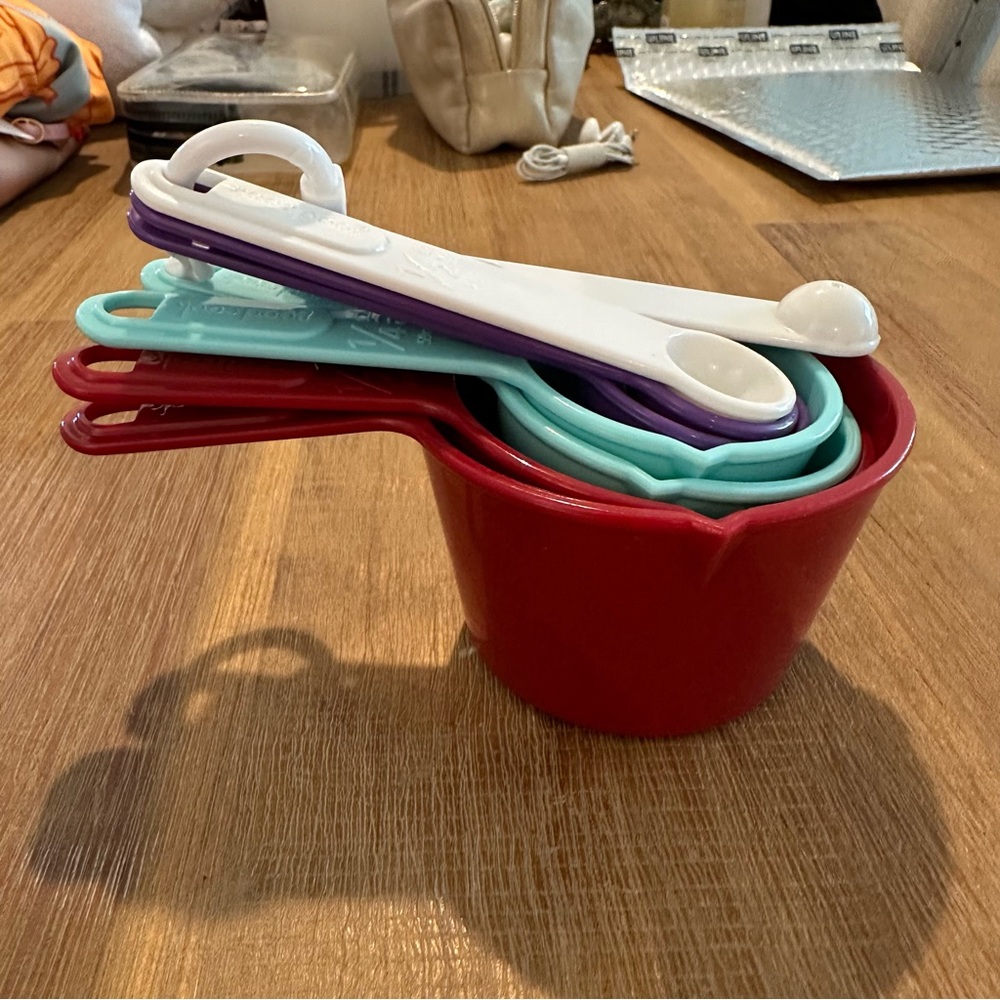 Nesting Measuring Cup Set - Colorful - Picture 2 of 7